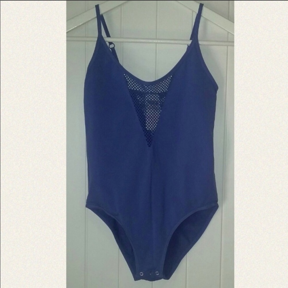 SOLD: PINK Victoria's Secret Seamless Bodysuit